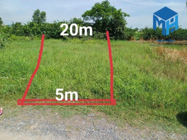 Đất nền đức hòa thượng