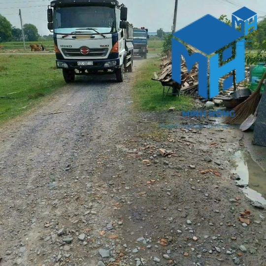 Đất nền đức hòa thượng